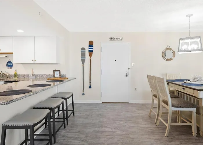 Ferienhaus Stunning Ocean Front 2 Bedroom Quay With Indoor Pool! Ocean Stadt