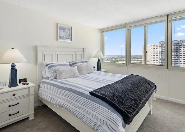 Stunning Ocean Front 2 Bedroom Quay With Indoor Pool! Ferienhaus Ocean Stadt