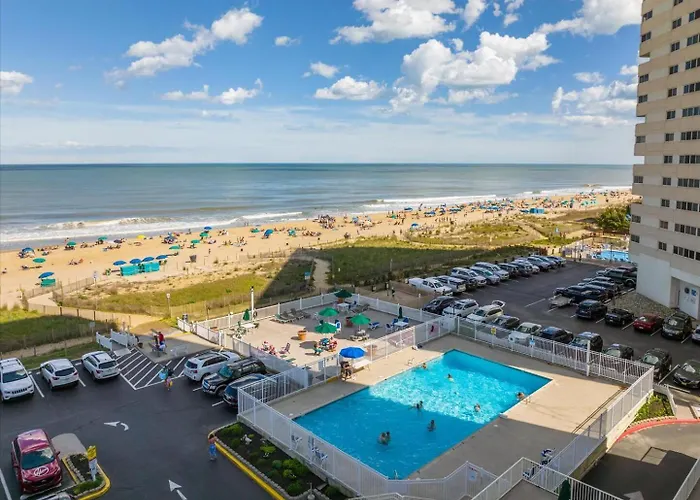 Ferienhaus Stunning Ocean Front 2 Bedroom Quay With Indoor Pool!