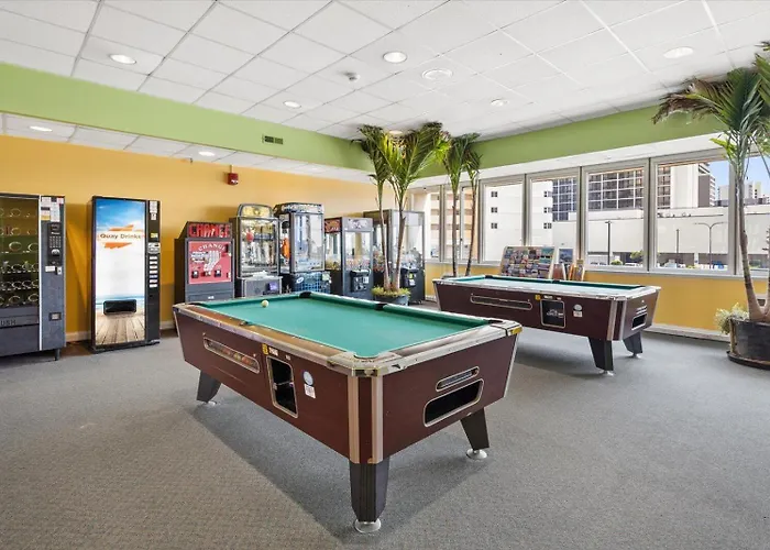 Stunning Ocean Front 2 Bedroom Quay With Indoor Pool!